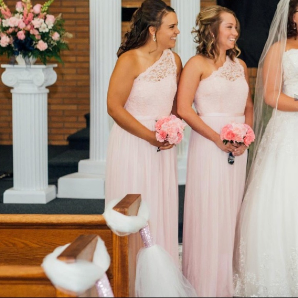 👰🏽👗💍David’s Bridal Petal Pink bridesmaid dress
